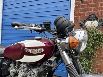 Lot 351 - 1976 Triumph T160