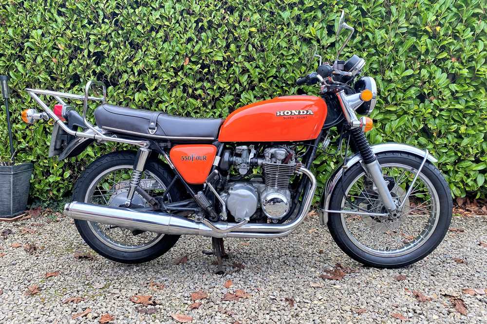 Lot 1977 Honda 550 Super Sport