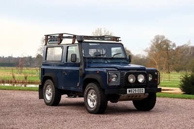 Lot 2000 Land Rover Defender 90 TD5