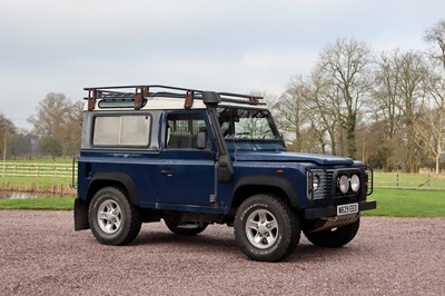 Lot 2000 Land Rover Defender 90 TD5