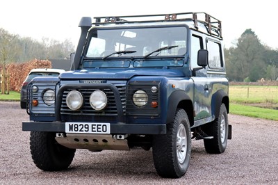 Lot 2000 Land Rover Defender 90 TD5