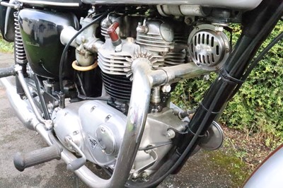 Lot 1968 Triumph T120R Bonneville