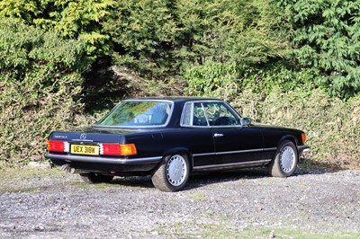 Lot 1980 Mercedes-Benz '560' SLC