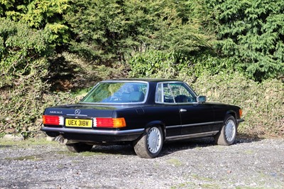 Lot 1980 Mercedes-Benz '560' SLC