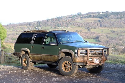 Lot 1996 Chevrolet Suburban 6.5 litre V8 Turbodiesel