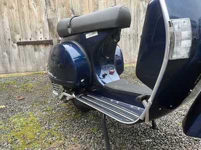 Lot c.2015 Vespa PX125E