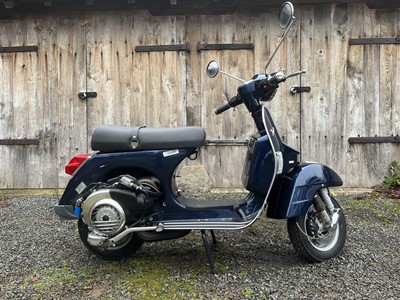 Lot c.2015 Vespa PX125E