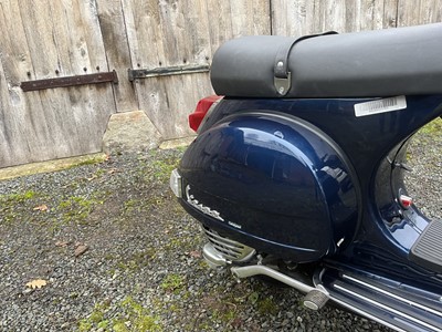 Lot c.2015 Vespa PX125E