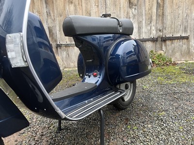 Lot c.2015 Vespa PX125E