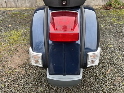 Lot c.2015 Vespa PX125E