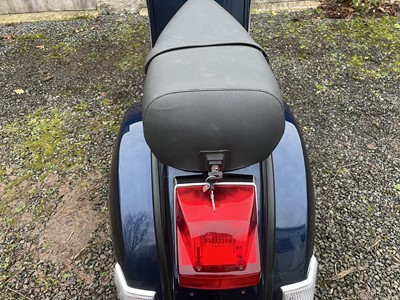 Lot c.2015 Vespa PX125E