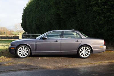 Lot 2007 Jaguar XJ Executive V6