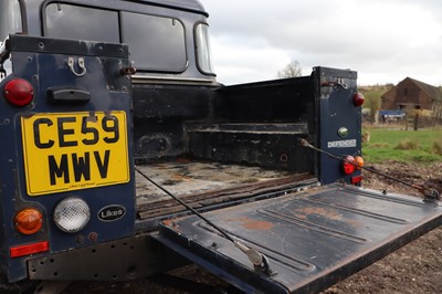 Lot 2009 Land Rover Defender 110 Pick-Up