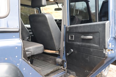 Lot 2009 Land Rover Defender 110 Pick-Up