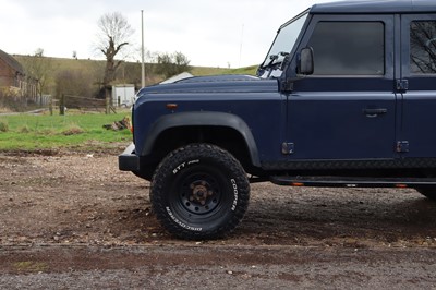 Lot 2009 Land Rover Defender 110 Pick-Up