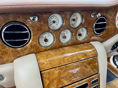 Lot 2006 Bentley Arnage R