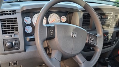 Lot 2008 Dodge Ram 1500 SXT Pick-Up