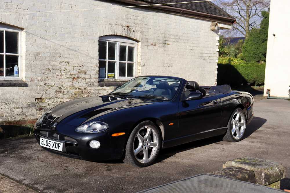 Lot 2005 Jaguar XK8 4.2 Convertible