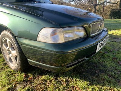 Lot 39 - 1998 Volvo S70 XT