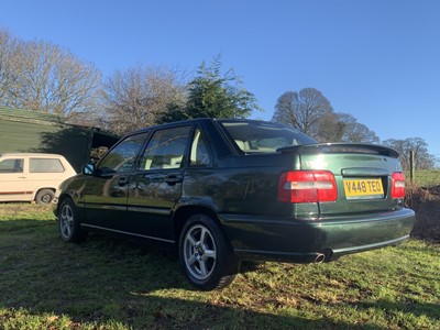 Lot 39 - 1998 Volvo S70 XT