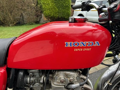 Lot 1976 Honda CB400F