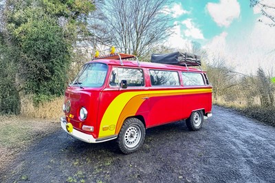 Lot 1970 Volkswagen Type 2 Camper Van