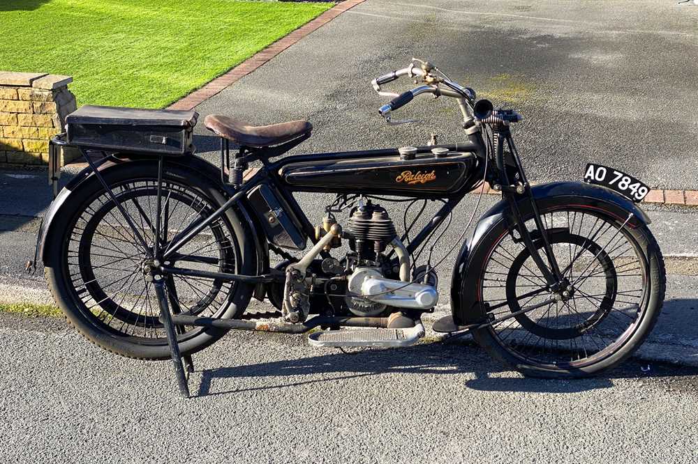 Lot c.1920s Raleigh 2¾HP Model 1