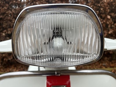 Lot 107 - 1965 Vespa SS180 Super Sport