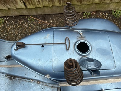 Lot 1953 Vespa Douglas Rod Model