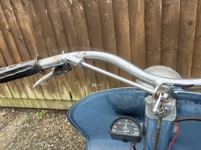 Lot 108 - 1953 Vespa Douglas Rod Model