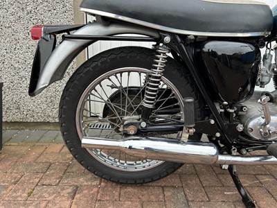 Lot 402 - 1968 Triumph T100S