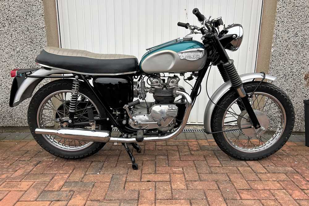 Lot 402 - 1968 Triumph T100S