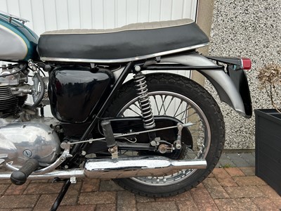 Lot 402 - 1968 Triumph T100S