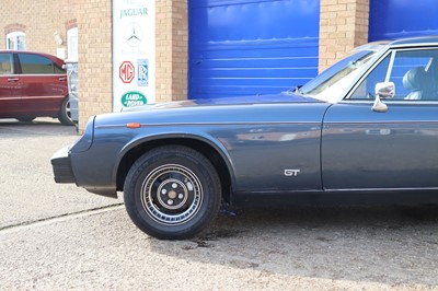 Lot 1976 Jensen GT