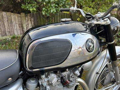 Lot 1966 Honda CB450