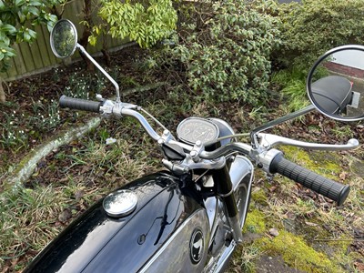 Lot 1966 Honda CB450