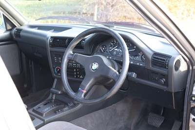 Lot 1992 BMW 316i Touring