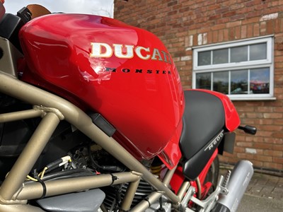 Lot 1996 Ducati Monster