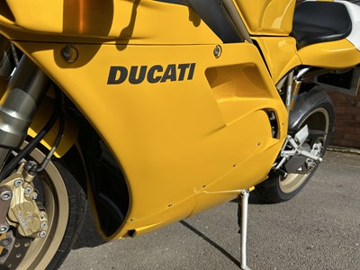 Lot 1998 Ducati 748 SPS