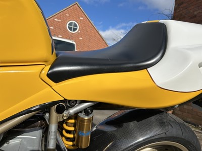 Lot 1998 Ducati 748 SPS