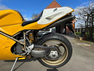 Lot 1998 Ducati 748 SPS