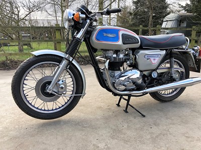 Lot 235 - 1977 Triumph Bonneville Silver Jubilee