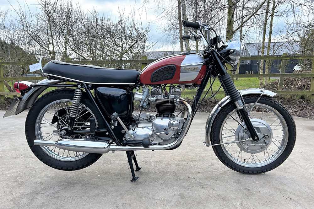 Lot 1969 Triumph Bonneville T120R