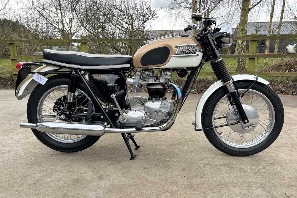 Lot 250 - 1964 Triumph Bonneville T120R