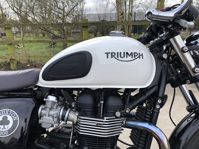 Lot 2015 Triumph Thruxton Ace Cafe Special