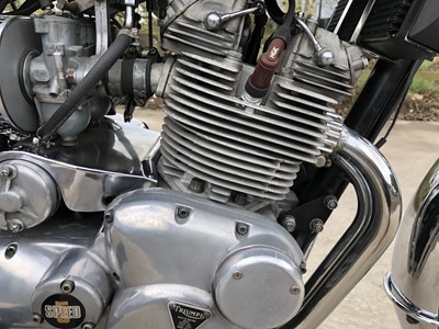 Lot 1975 Triumph Trident T160