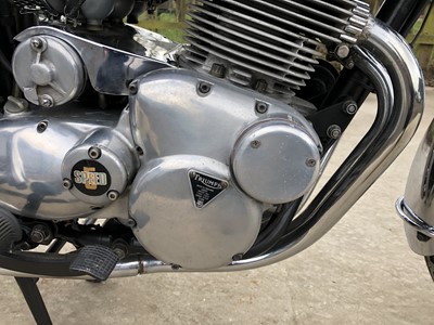 Lot 1975 Triumph Trident T160