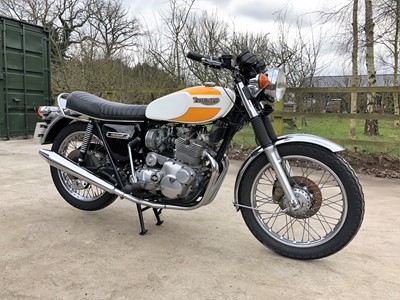 Lot 1975 Triumph Trident T160