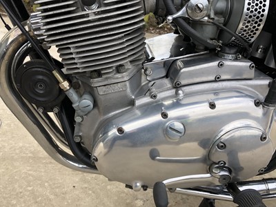 Lot 1975 Triumph Trident T160