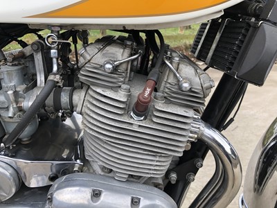 Lot 1975 Triumph Trident T160